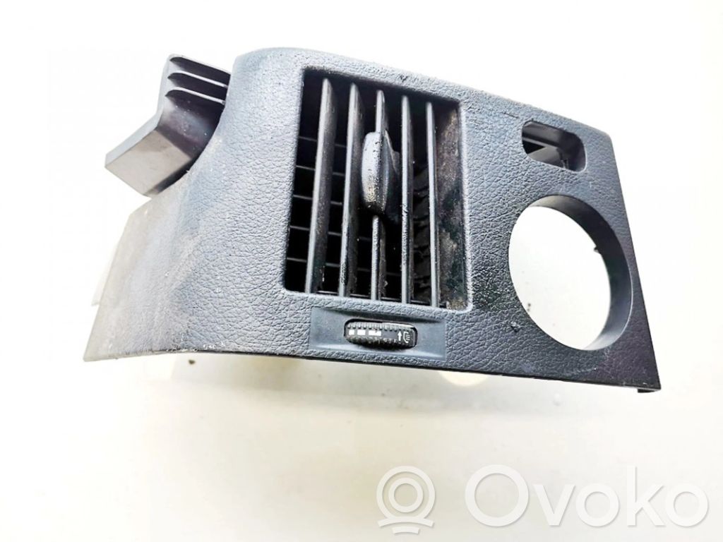 Mercedes-Benz Sprinter W906 Griglia di ventilazione centrale cruscotto