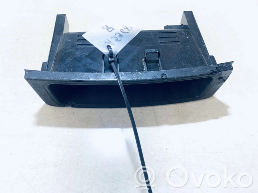 Mercedes-Benz C W203 Altra parte interiore