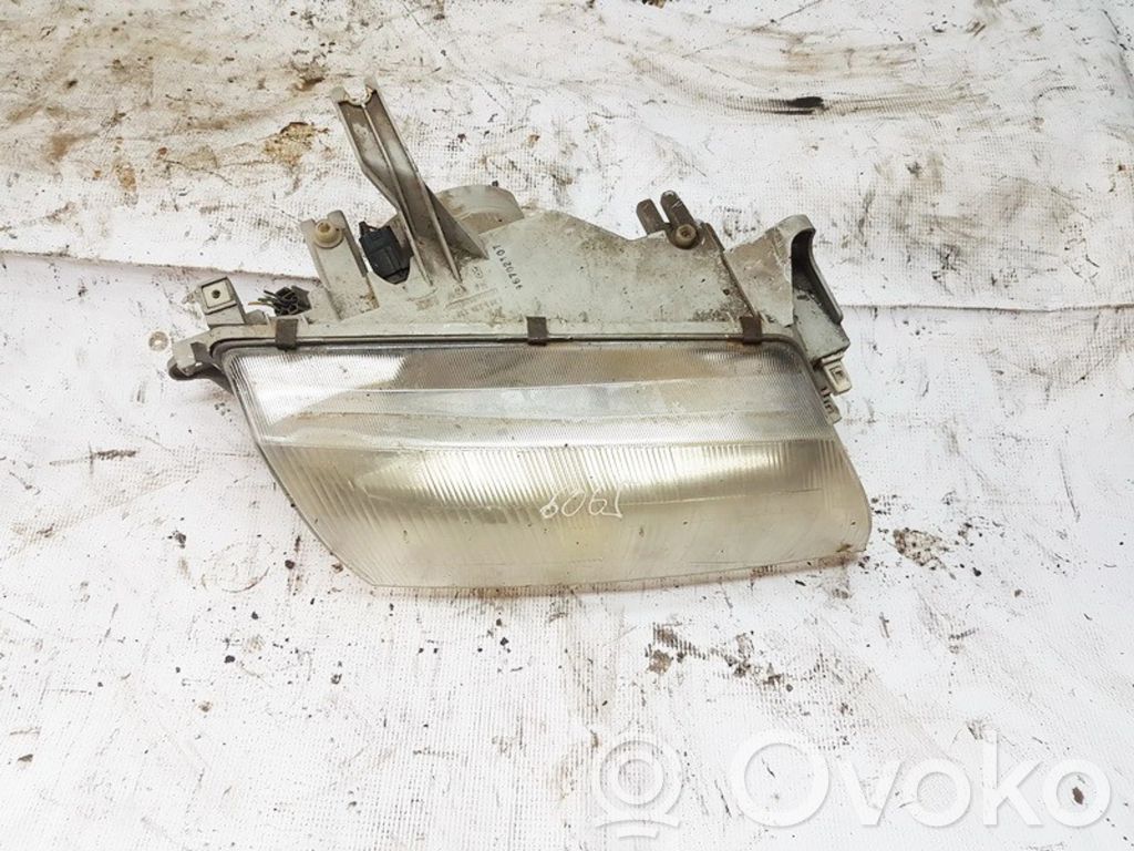Mitsubishi Space Star Headlight/headlamp 
