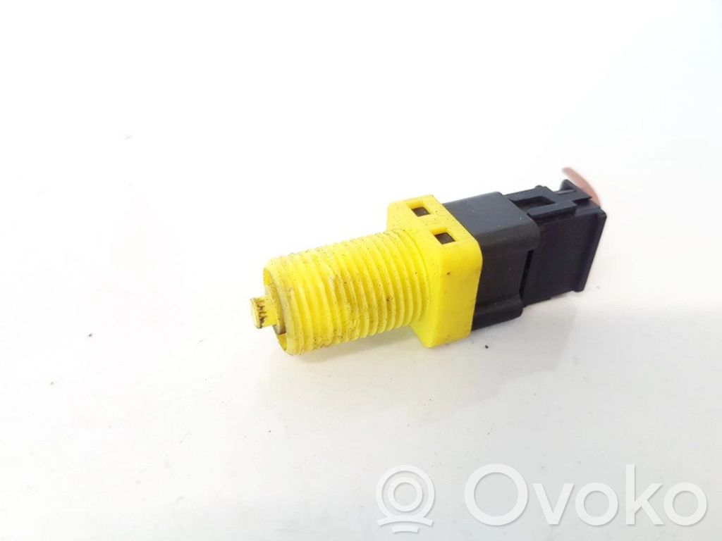 Brake pedal sensor switch