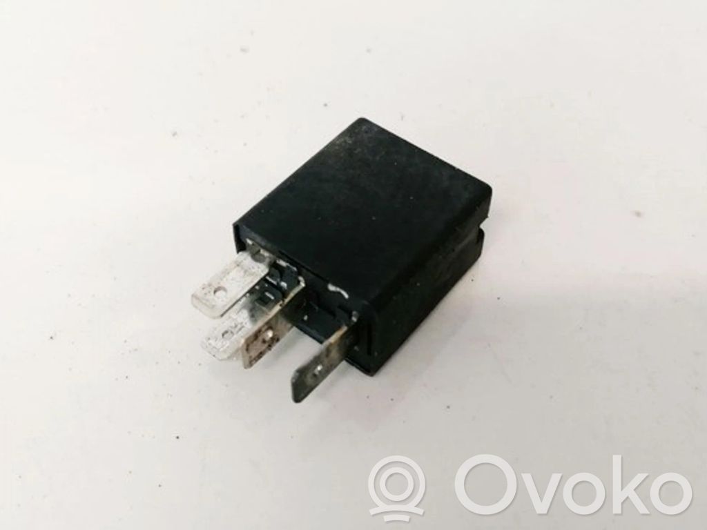 Altri relè   B047E,46520411,46520411,B047E