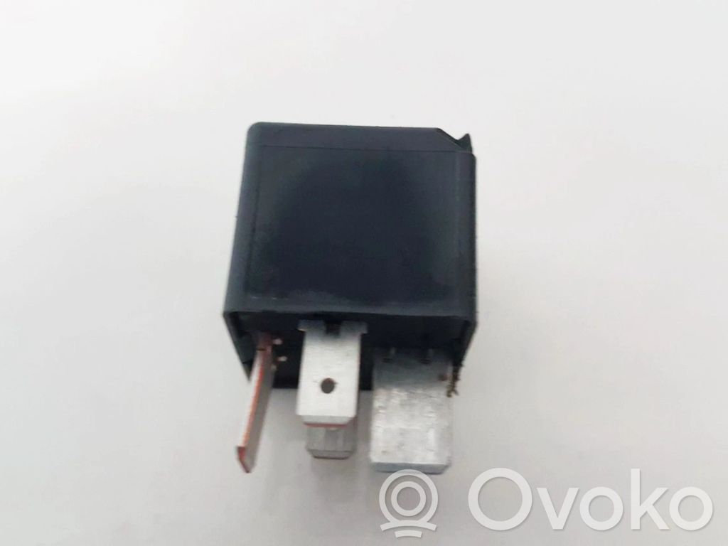 Muu rele   95VW10K705CA,7M0951253A,7M0951253A,95VW10K705CA