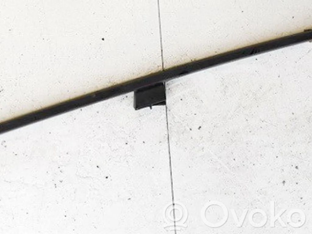 Toyota Yaris Verso Kattokisko