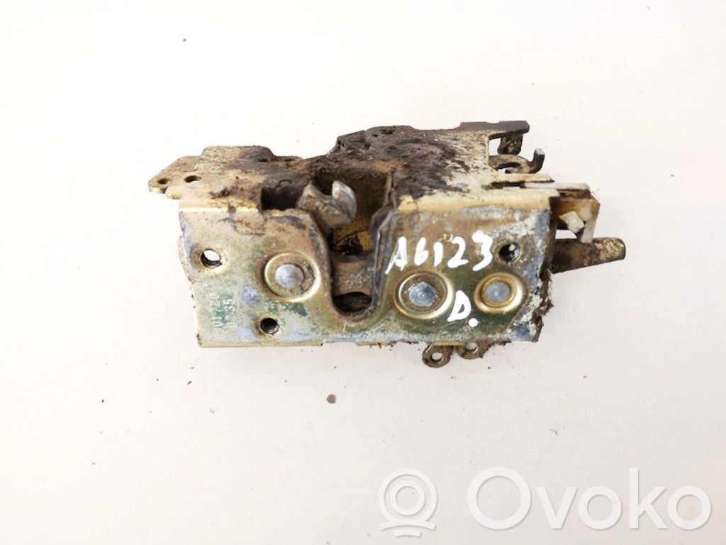 Volkswagen II LT Încuietoare ușă față 
