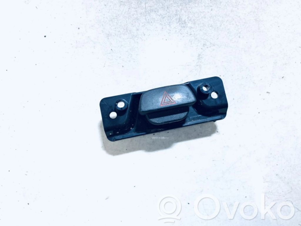 Ford Fiesta Przycisk świateł awaryjnych 