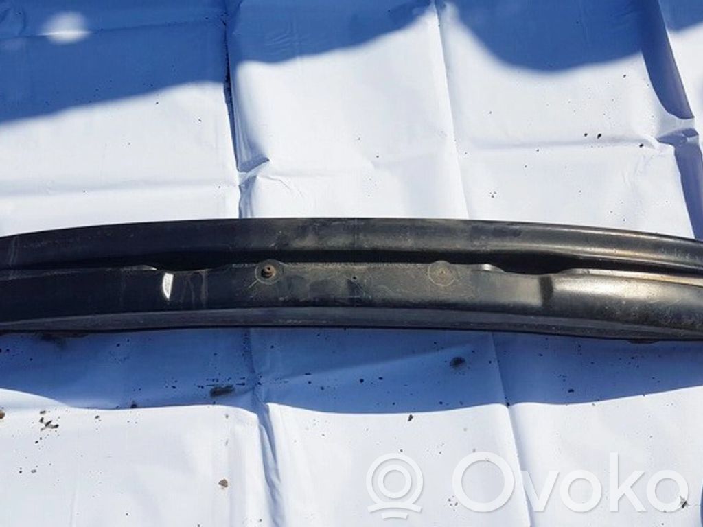 Priekšpusē bampera sija / balka   7M0807693,7M0807693