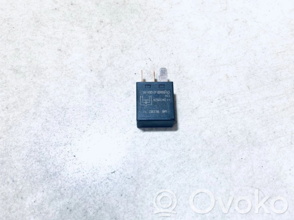 Altri relè   MB953382,043262A,043262A,MB953382,V23075