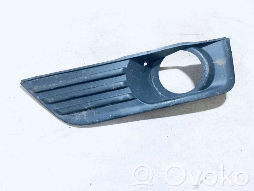 Ford Focus Grille inférieure de pare-chocs avant 
