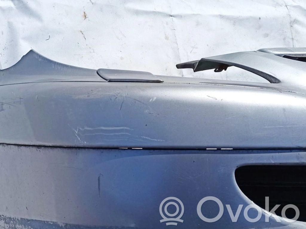 Peugeot 307 Priekšpusē dekoratīva bampera uzlikas 