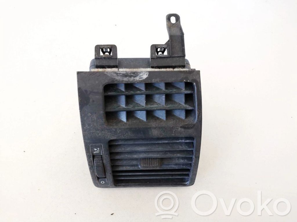 Volkswagen Touran I Grilă ventilație centrală 