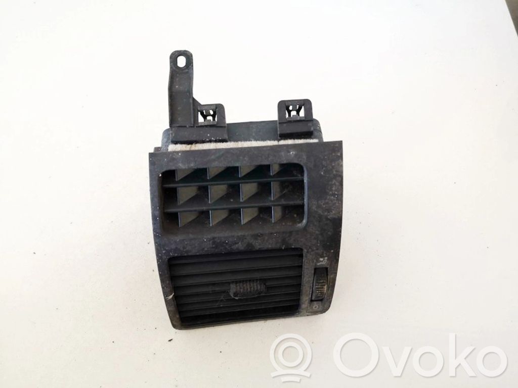 Volkswagen Touran I Grilă ventilație centrală 