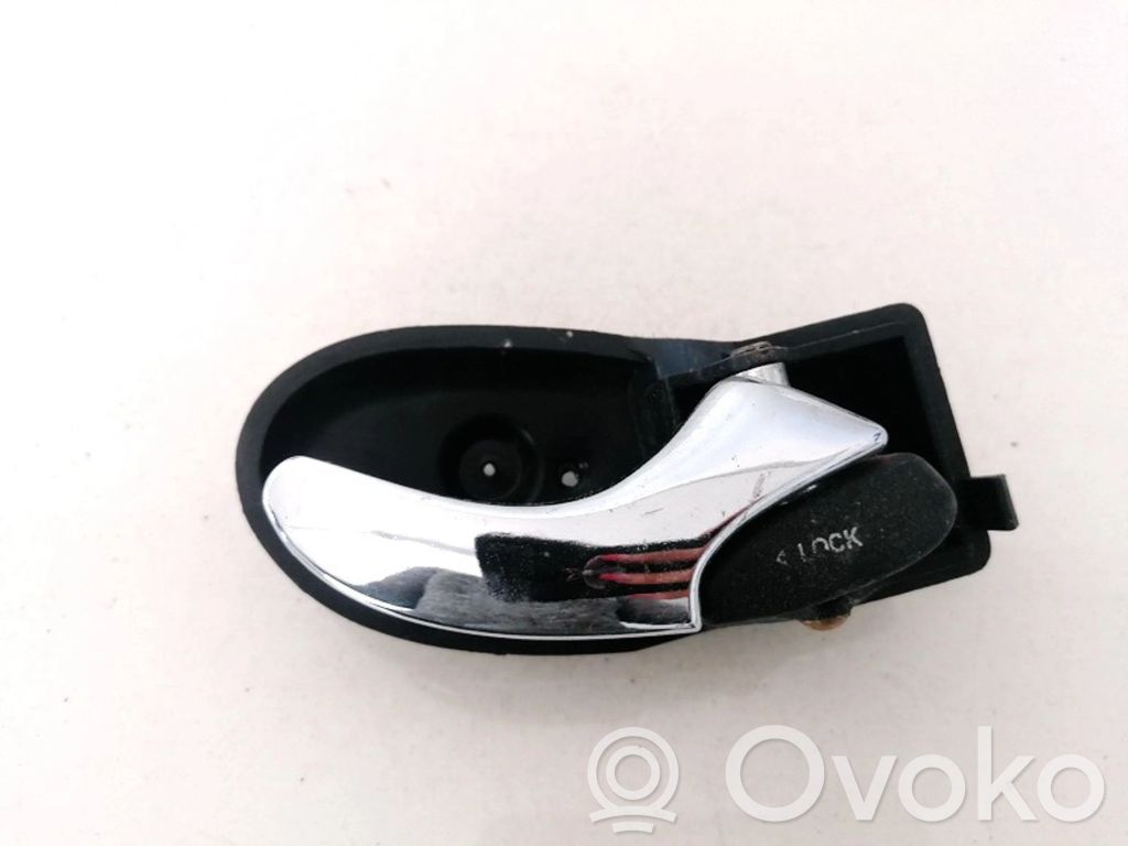 Ford Focus Manecilla interna puerta trasera 