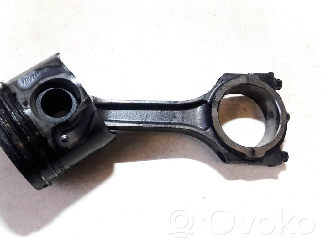 Ford Mondeo Mk III Pistone con biella 