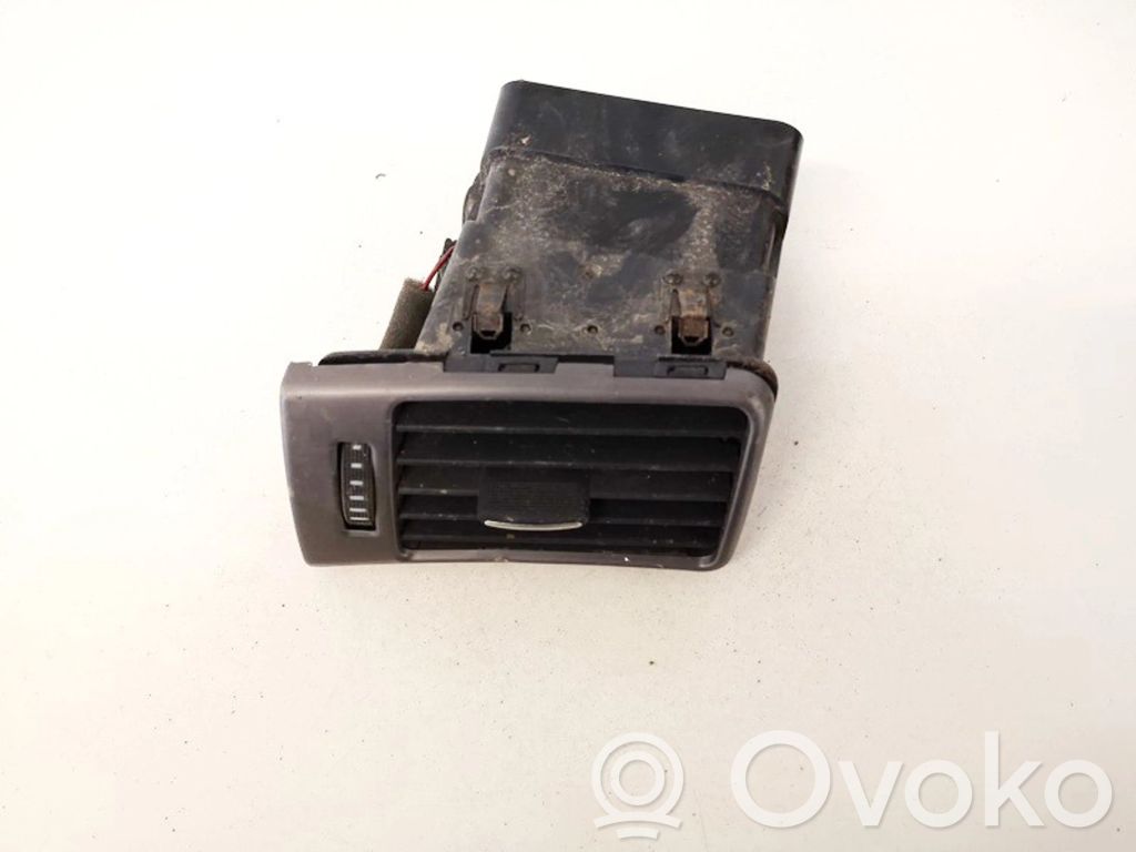 Audi A6 S6 C5 4B Rejilla de ventilación central del panel 