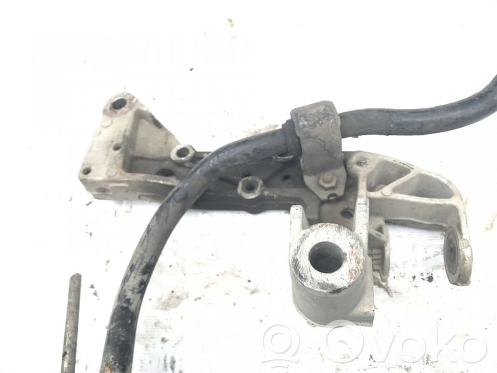 Volkswagen Golf V Suport motor 