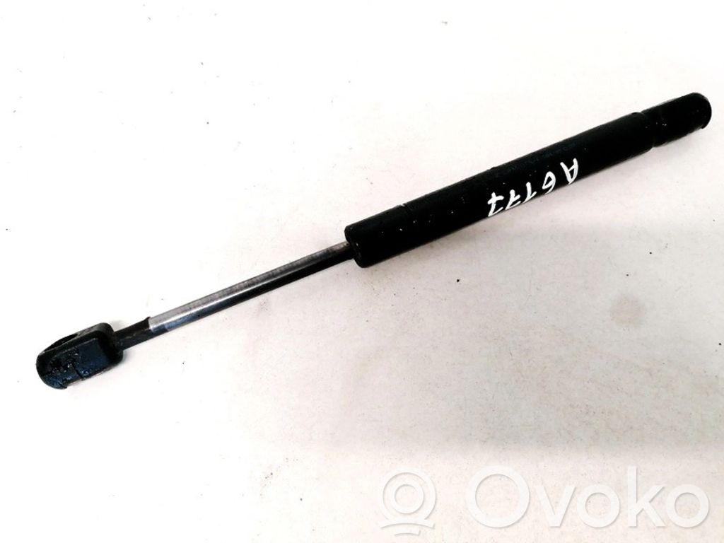 Audi A4 S4 B5 8D Amortizor hayon 