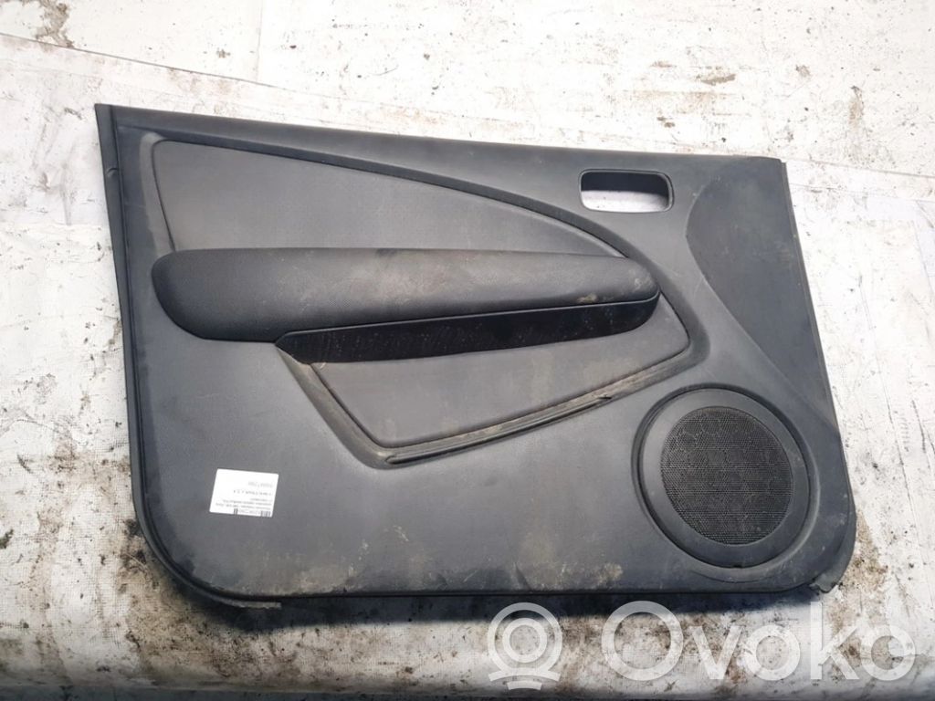 Mitsubishi Outlander Etuoven verhoilu 