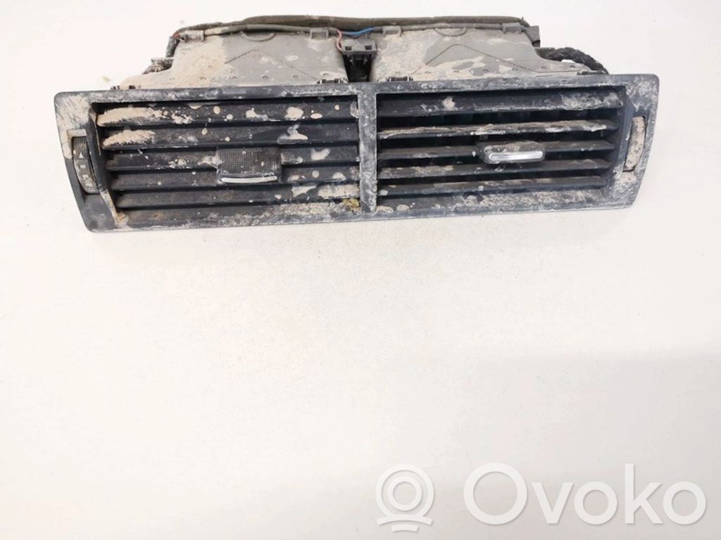 Rejilla de ventilación central del panel   8E0820951H,8E0820951H