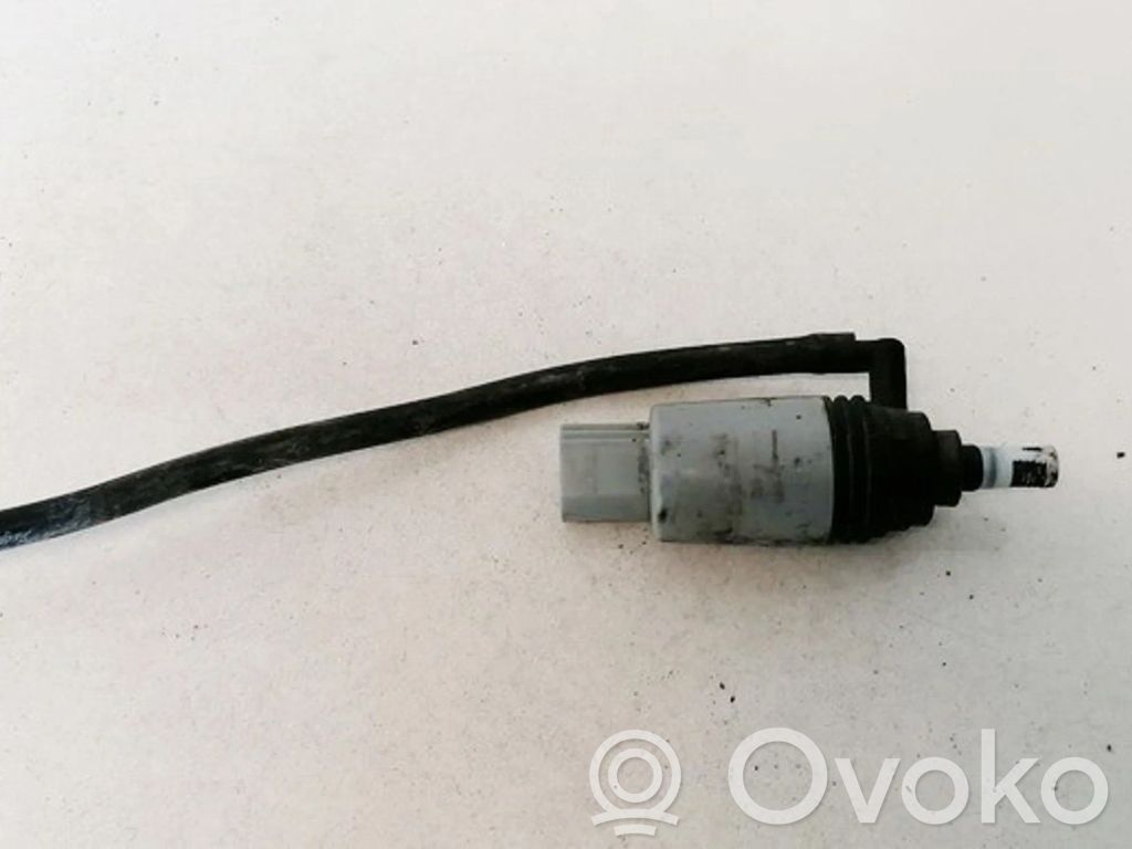 BMW 3 E90 E91 Pumpe Scheibenwaschanlage 