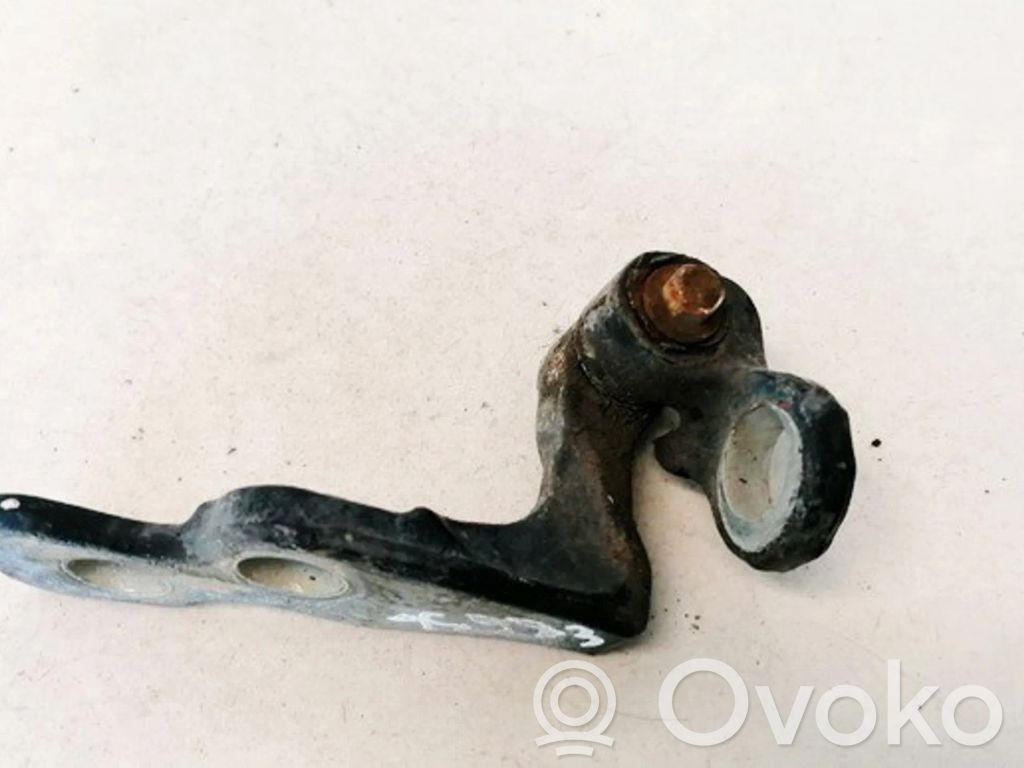 Ford Focus Etuoven yläsarana 