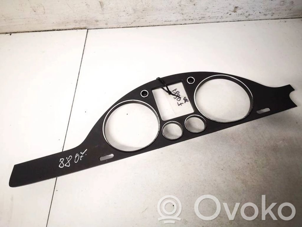 Volkswagen PASSAT B6 Cornice cruscotto 