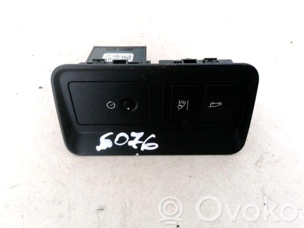 Jaguar XF Priză USB 