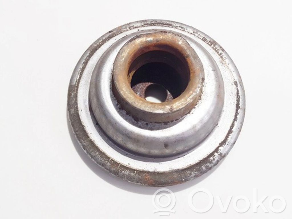 Opel Astra H Mocowanie sprężyny amortyzatora