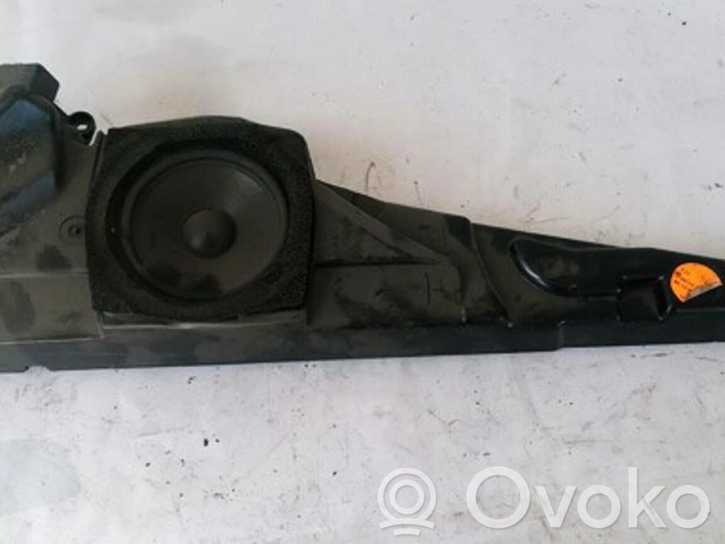 BMW 5 E39 Głośnik niskotonowy
