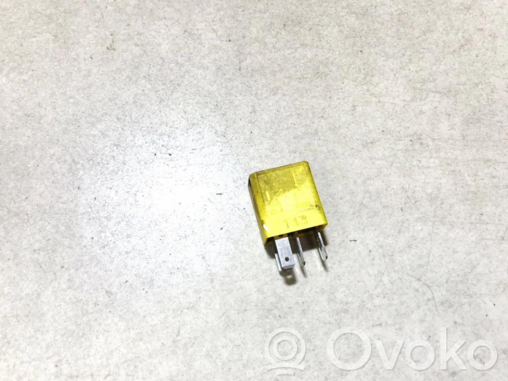 Opel Zafira A Alte relee 