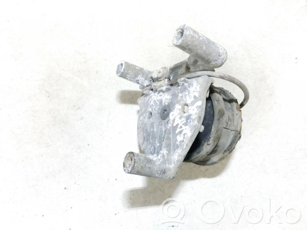 Saab 9-5 Dzinēja spilvens 