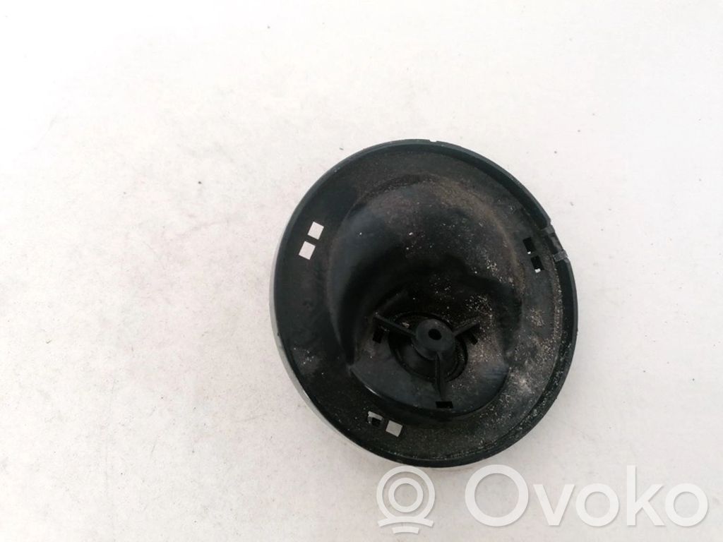 Volkswagen PASSAT B3 Difuzor ușă față 