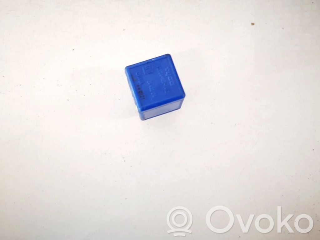 Altri relè   24432614,V23134K52X402,24432614,V23134K52X402