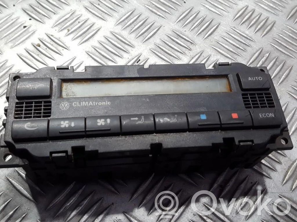 Volkswagen PASSAT B5.5 Centralina del climatizzatore