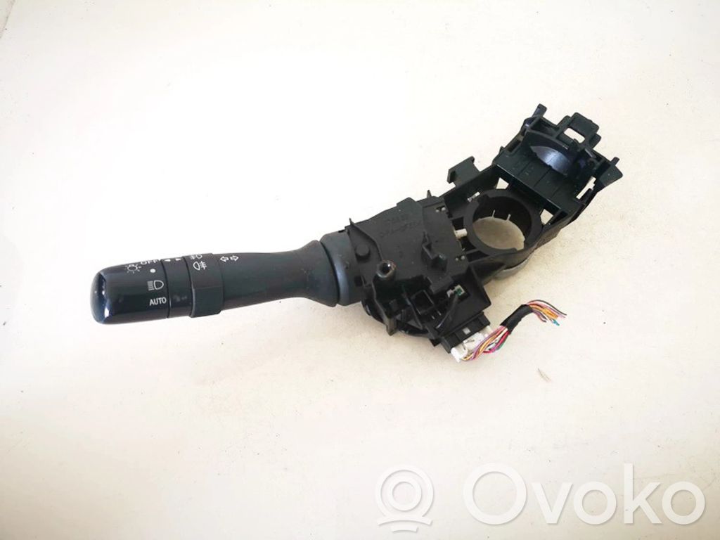 Toyota Prius (XW20) Leva/interruttore dell’indicatore di direzione e tergicristallo