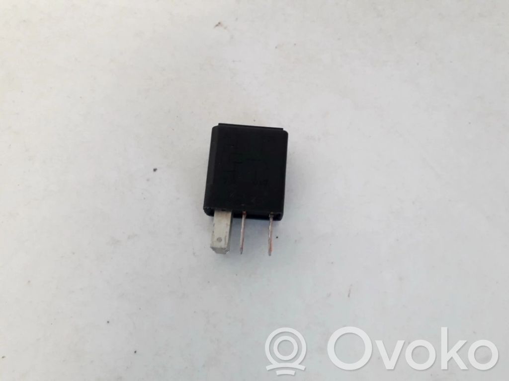 Opel Meriva A Alte relee 