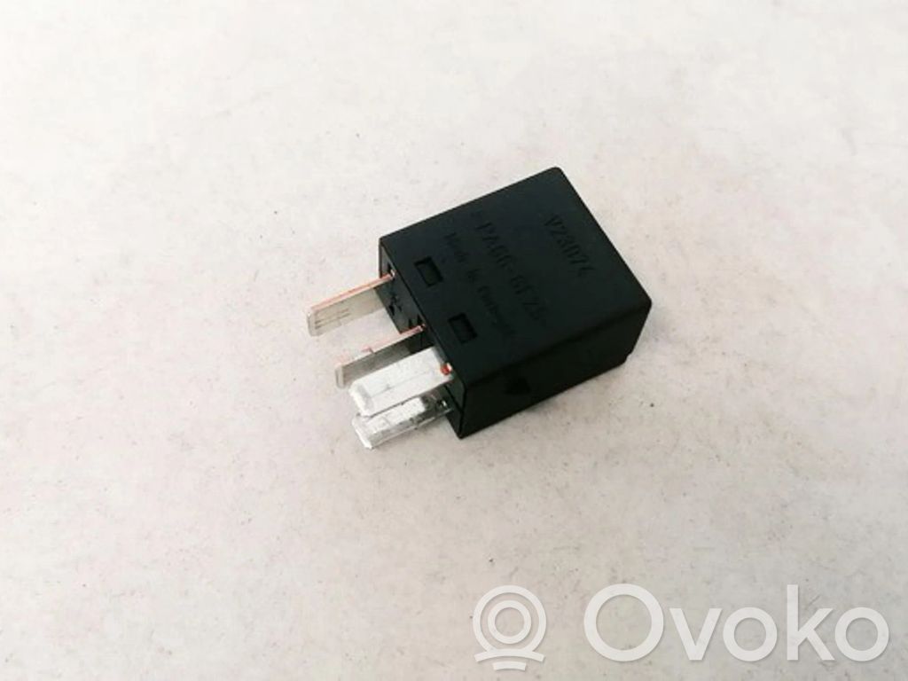 Muu rele   MB953382,MB953382