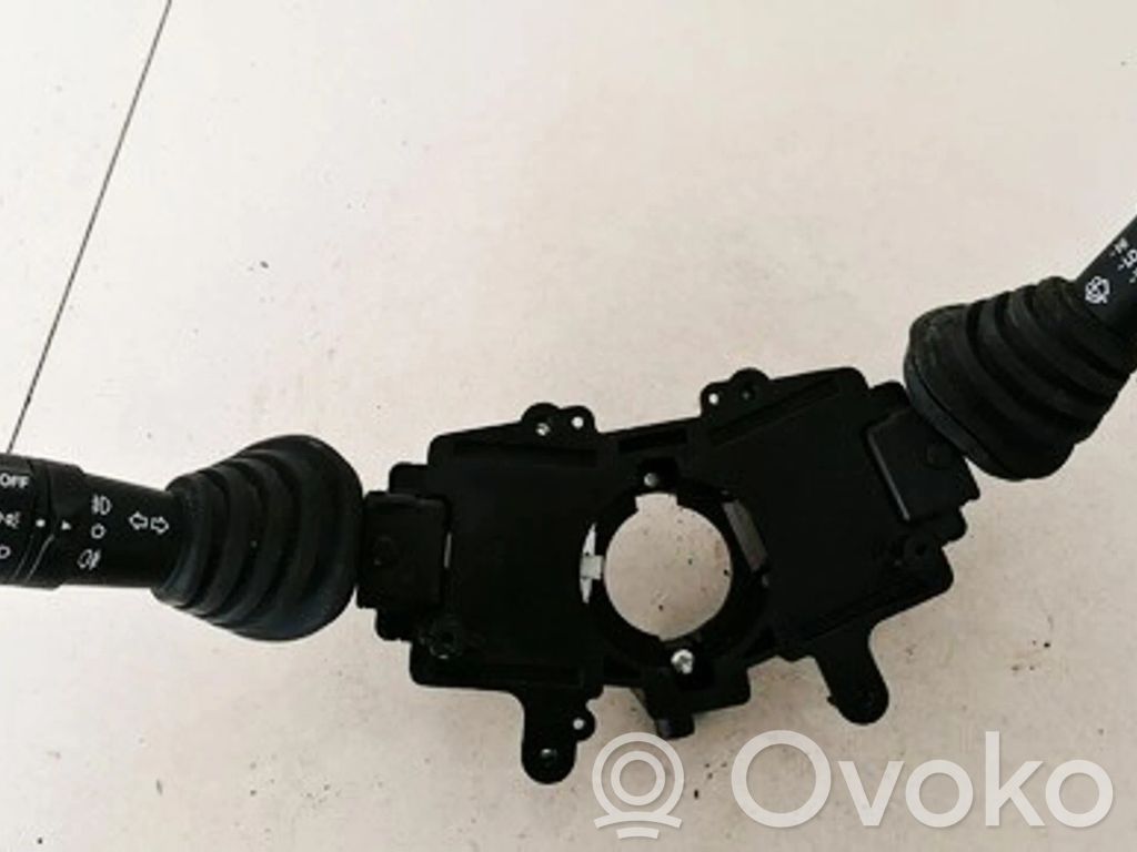 Chevrolet Captiva Bloc semnalizator și ștergător parbriz