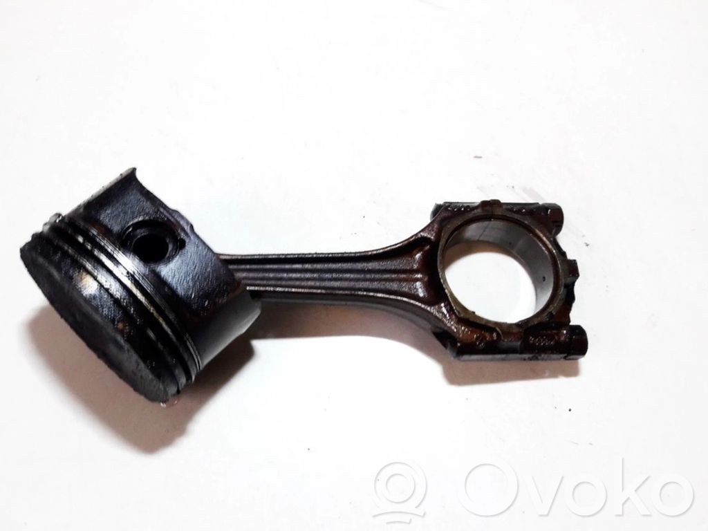 Audi A4 S4 B5 8D Piston with connecting rod 