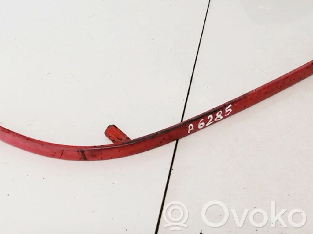 Audi 80 90 S2 B4 Rivestimento sotto il faro/fanale