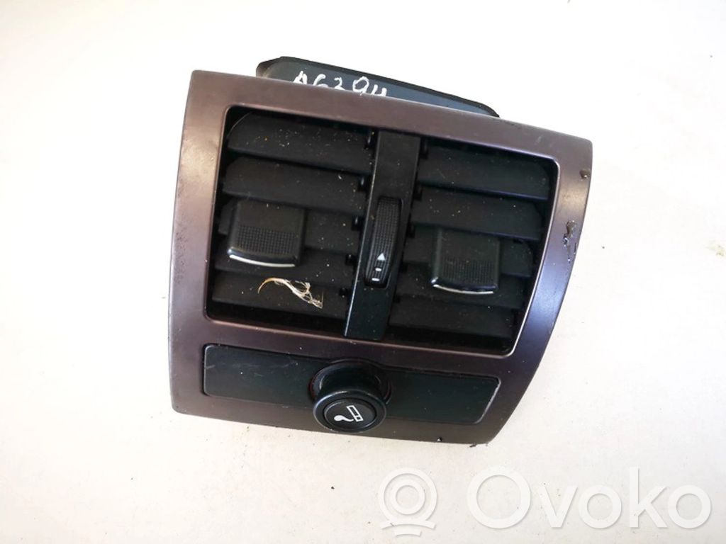 Audi A6 S6 C5 4B Rejilla de ventilación central del panel 