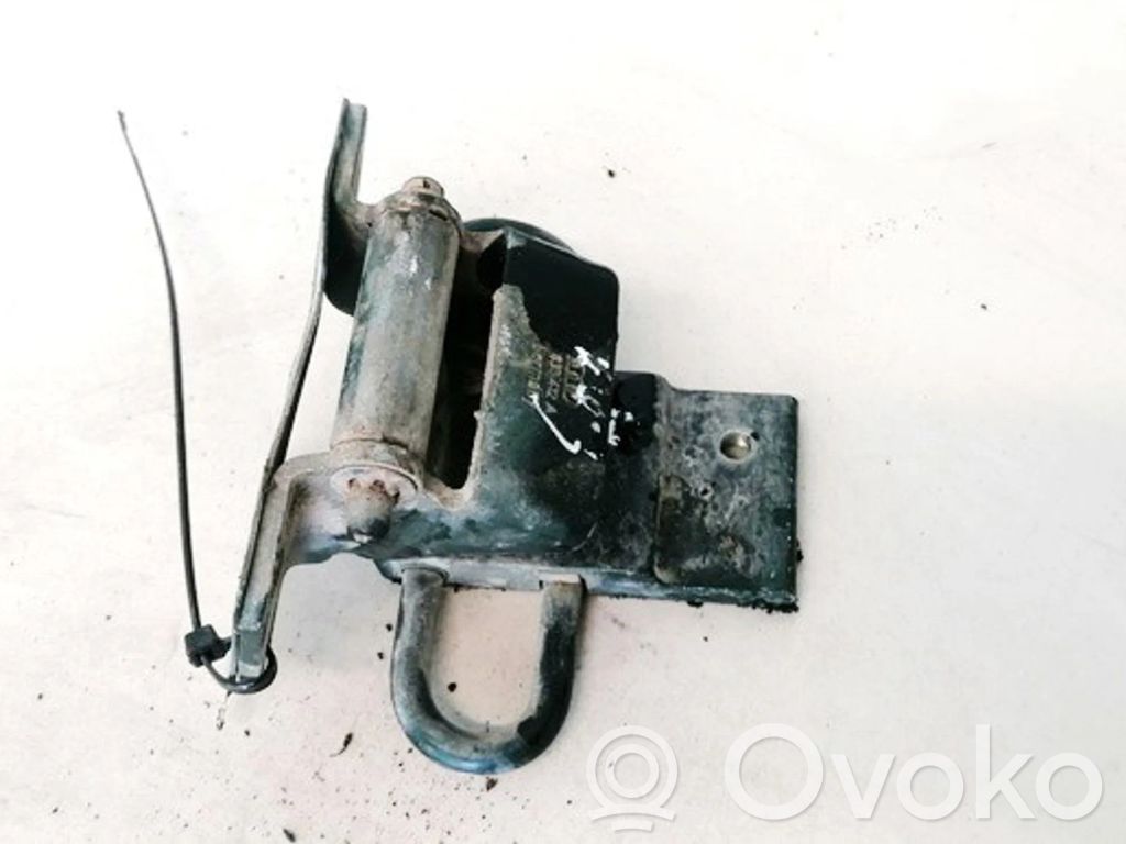 Audi 100 S4 C4 Cerniera inferiore della portiera posteriore