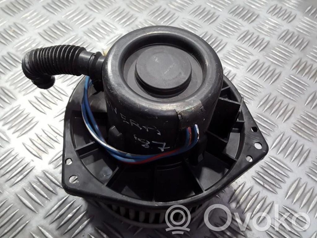 Nissan Primera Ventilator aerotermă 