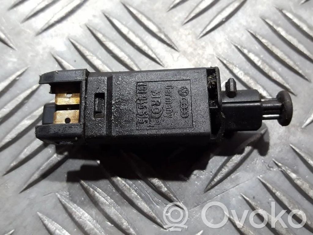 Volkswagen PASSAT B3 Czujnik pedału hamulca / stopu 