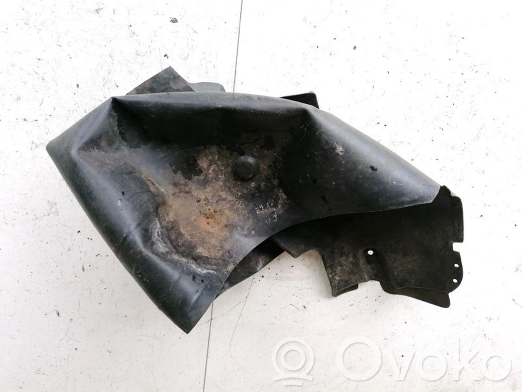 Mercedes-Benz E W211 Rivestimento paraspruzzi parafango posteriore 