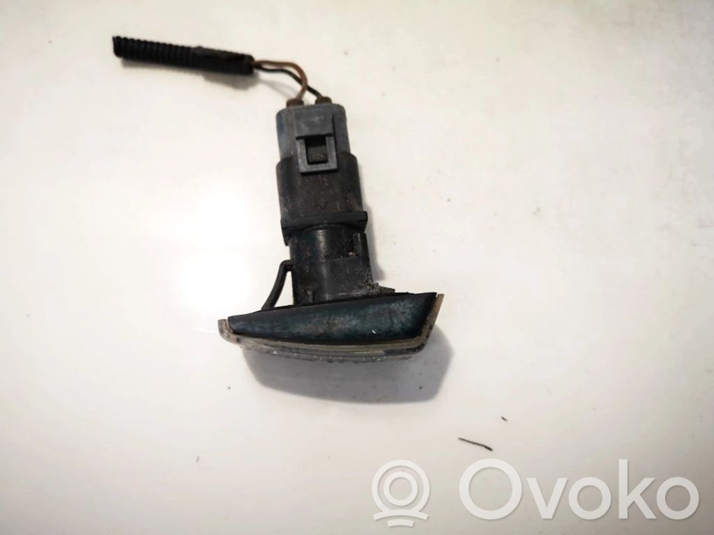 Volvo S40, V40 Indicatore di direzione del parafango anteriore 