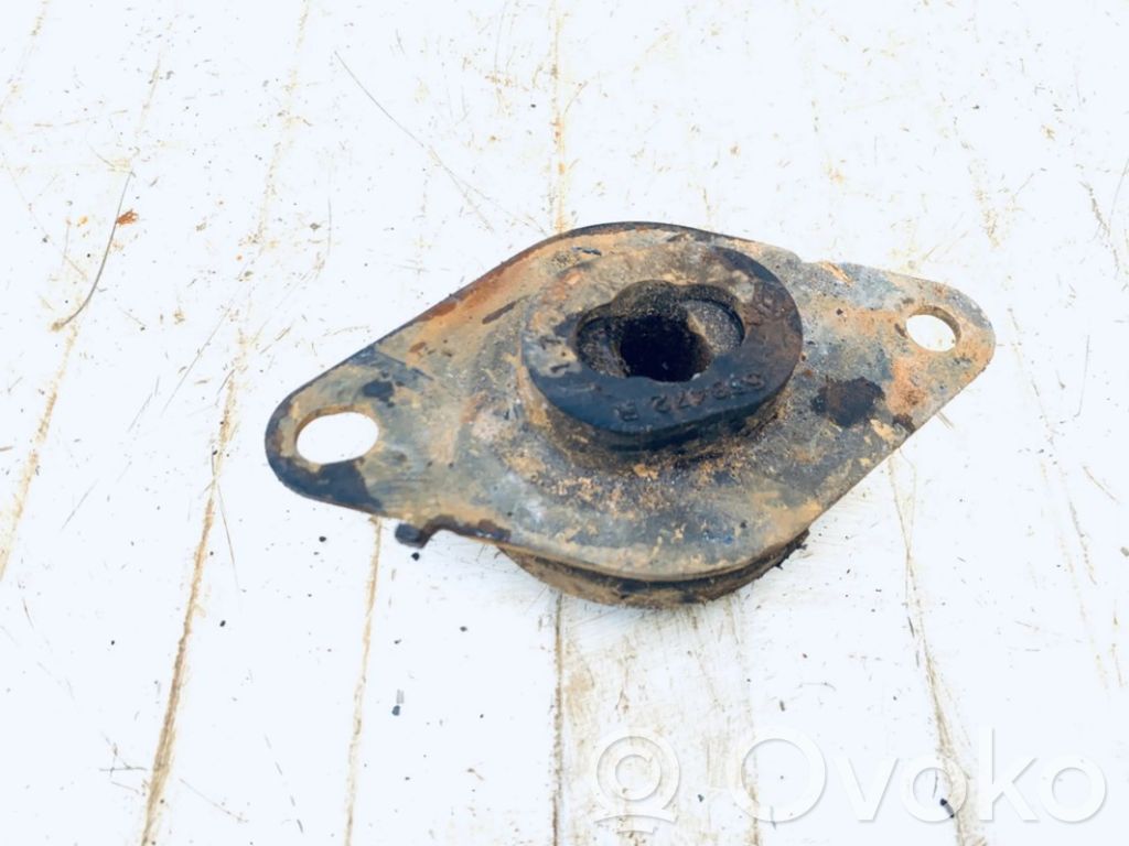 Engine mount bracket   8200000016,8200000016