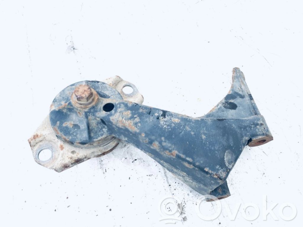 Engine mount bracket   7770915,7770915
