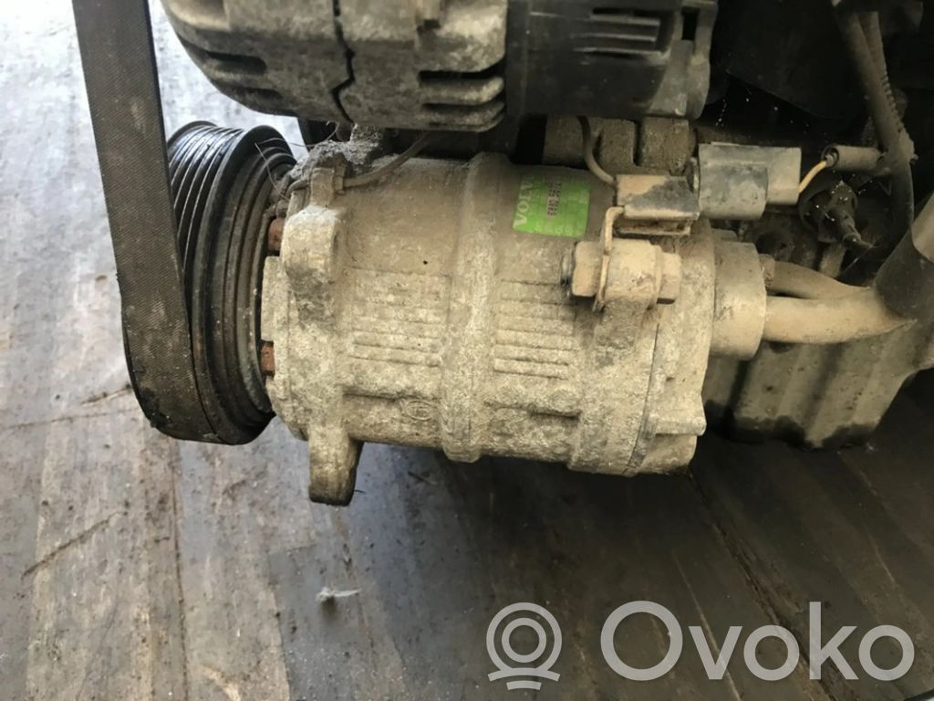 Compresor (pompă) aer condiționat (A/C)   30612618,688D567216,30612618,688D567216
