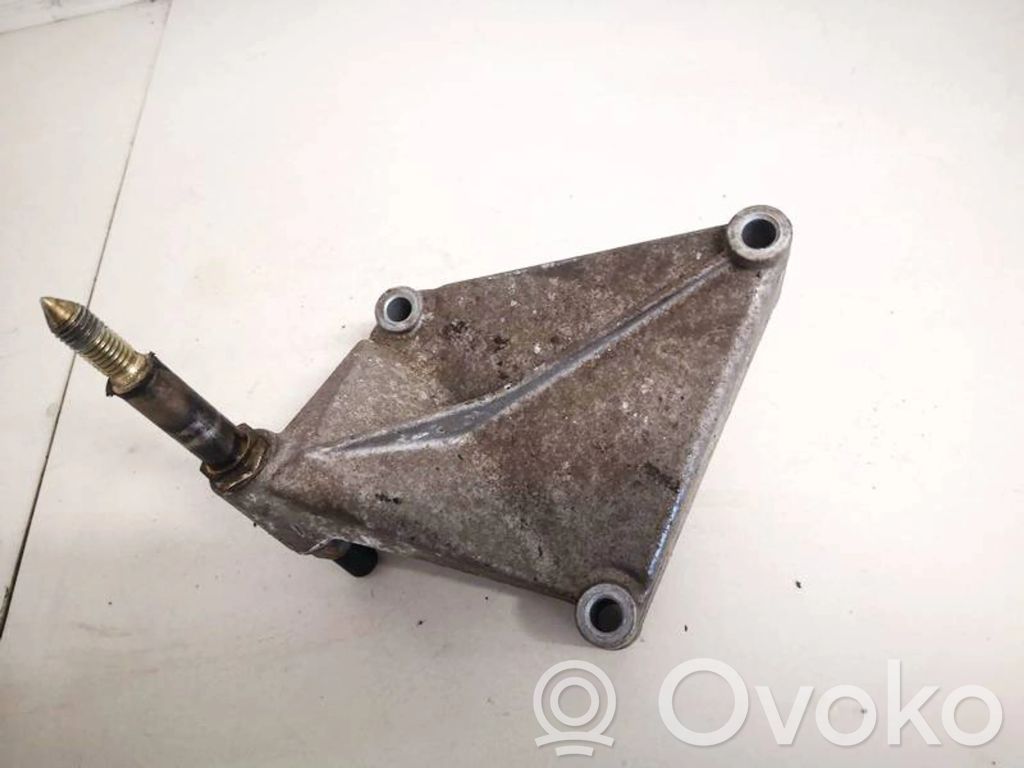Renault Scenic I Engine mounting bracket 
