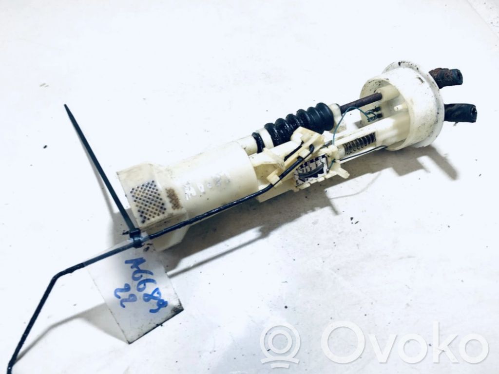 Volkswagen PASSAT B3 Fuel level sensor 